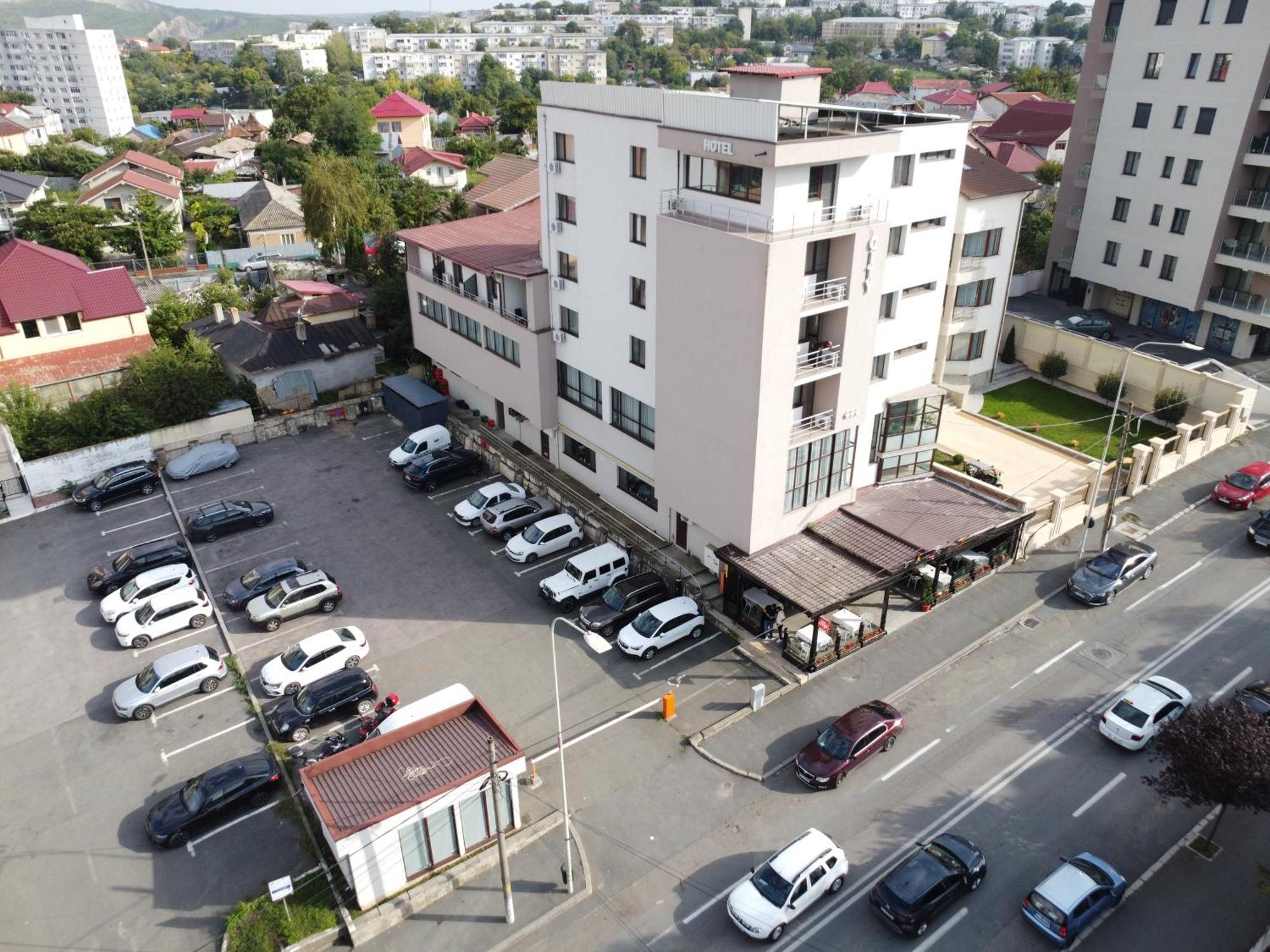 Hotel City Tulcea Exterior foto