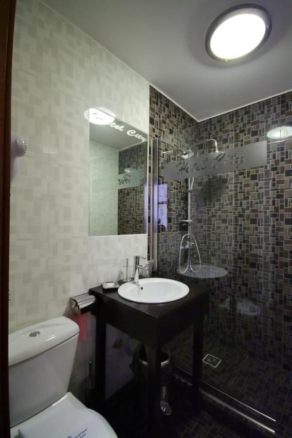 Hotel City Tulcea Exterior foto